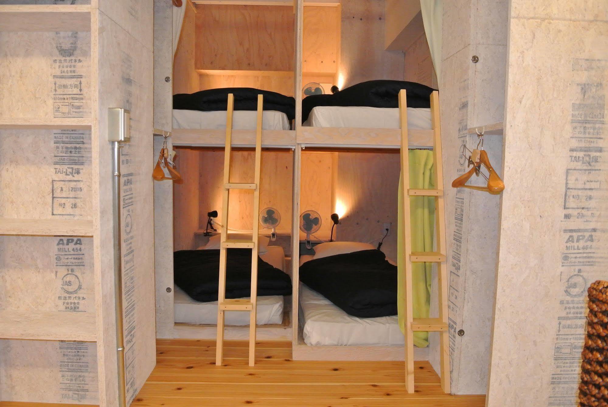 Backpackers Hotel NOOSA JAPAN in Takatsuki Tonda Buitenkant foto